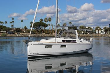 35' Beneteau 2021 Yacht For Sale